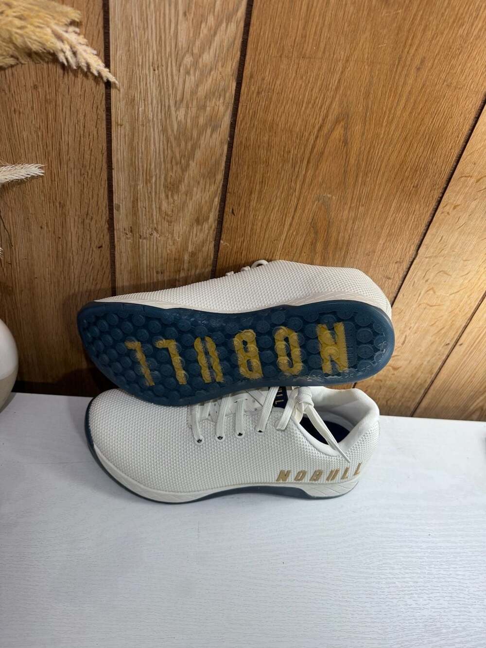 Men's Stadium White Outwork Shoes